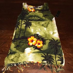 Green sleeveless shirt